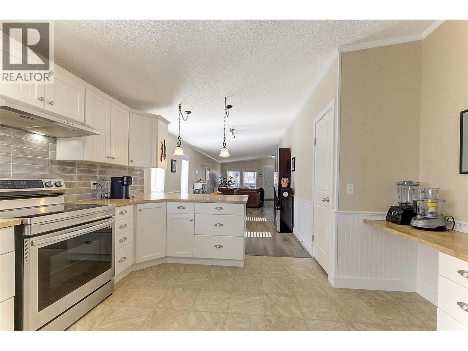 2440 Old Okanagan Highway Unit# 1304