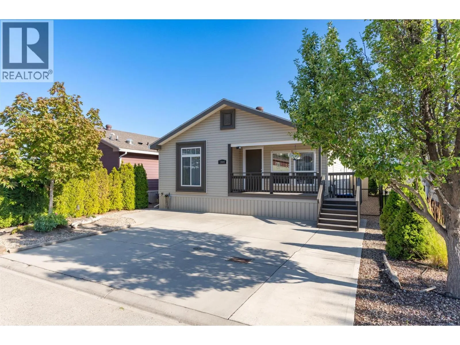 2440 Old Okanagan Highway Unit# 1304