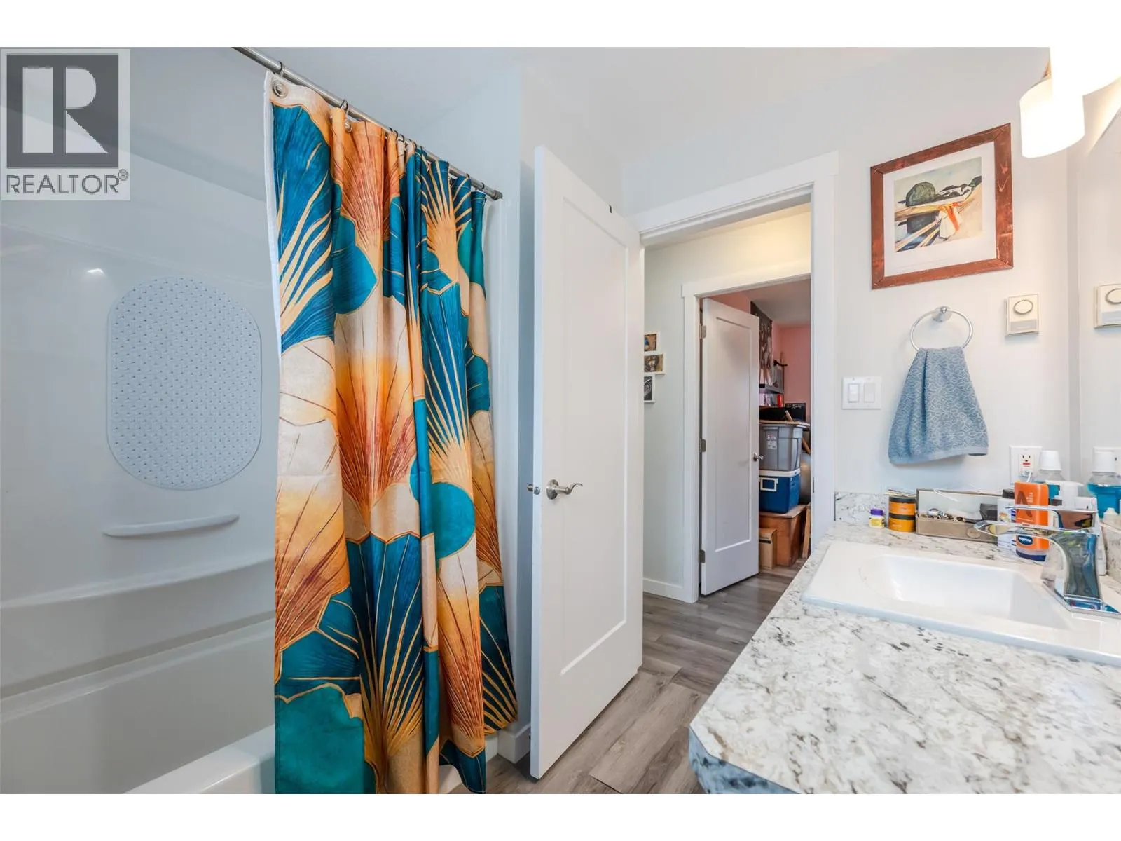542 Wade Avenue W Unit# 201