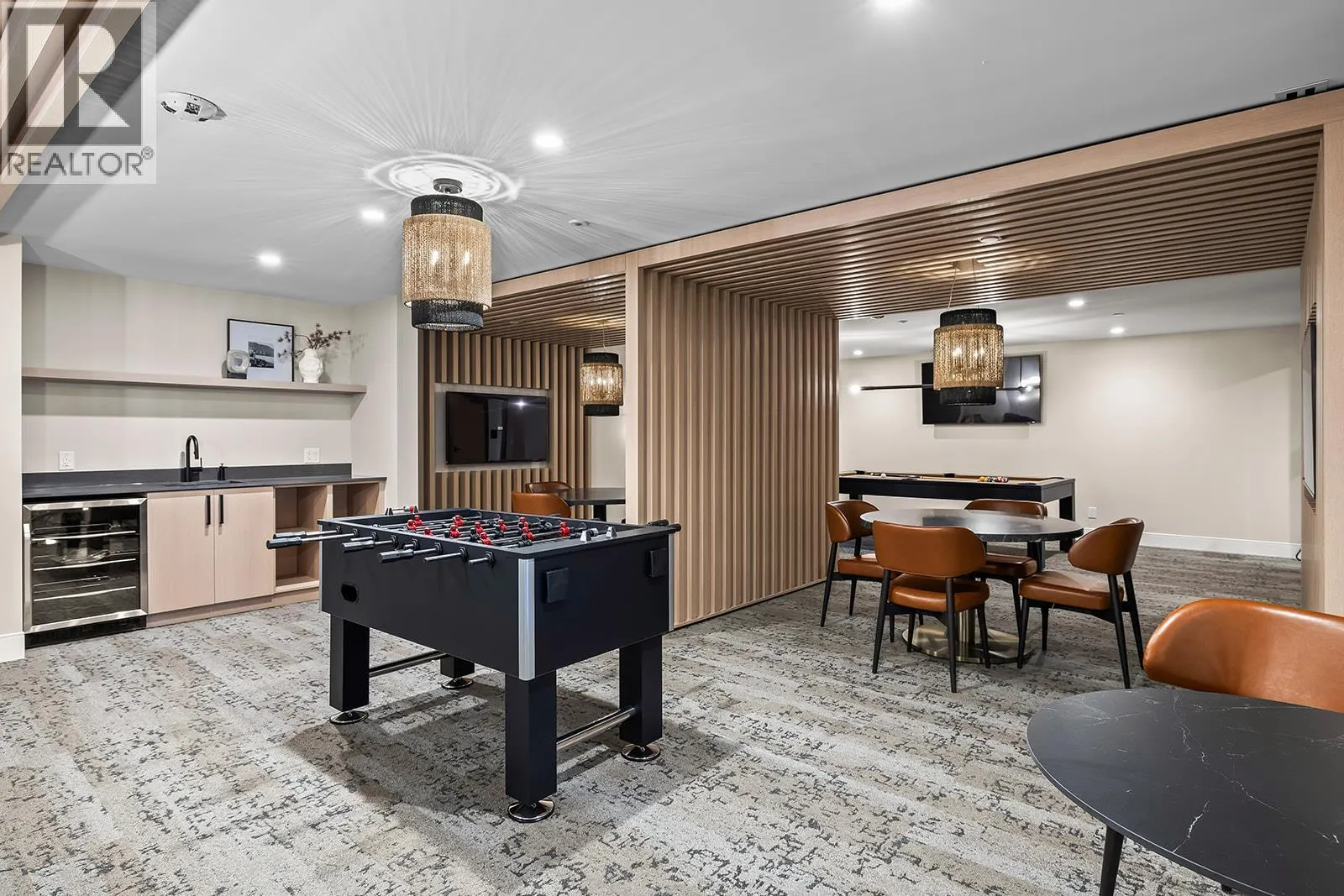 3300 Lakeshore Drive Unit# 1101