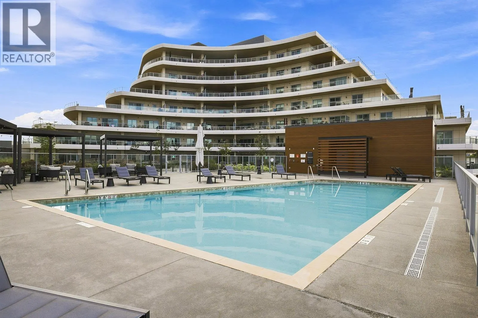 3300 Lakeshore Drive Unit# 1101