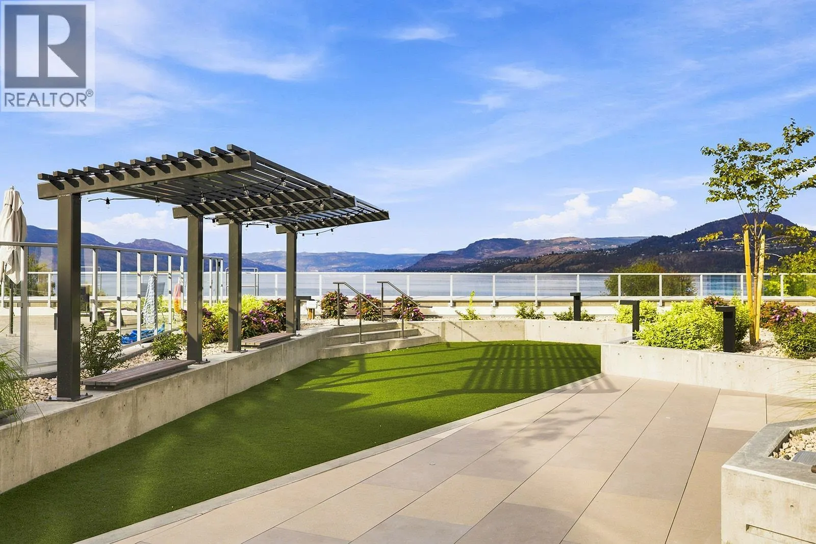 3300 Lakeshore Drive Unit# 1101