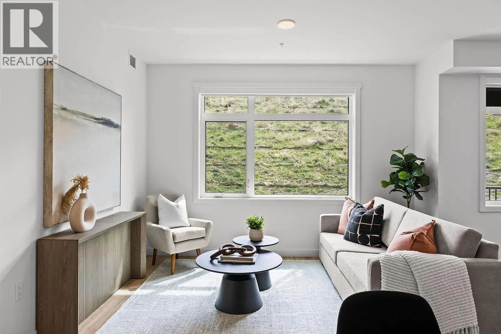1057 Frost Road Unit# 218