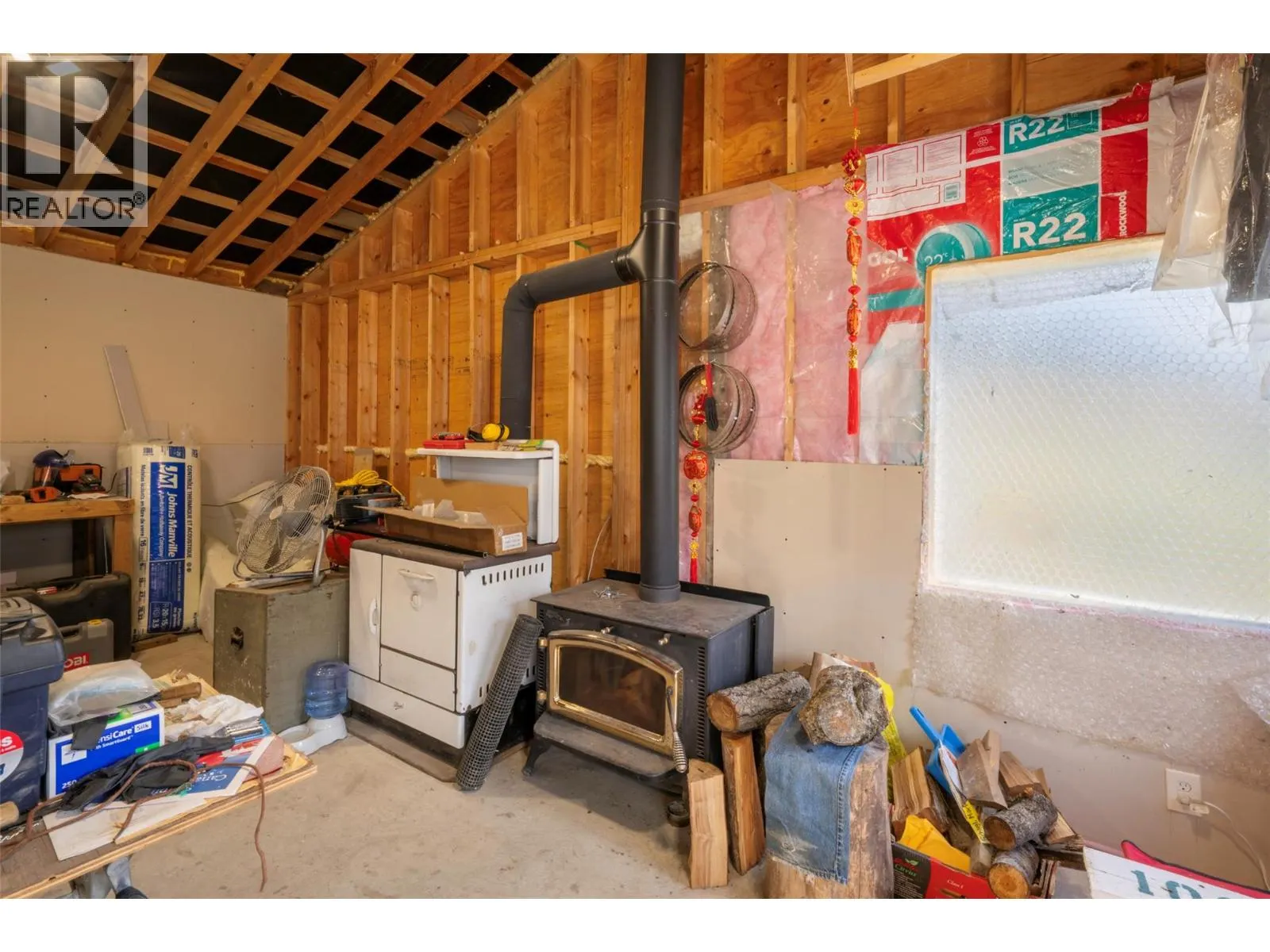 1021 Creighton Valley Road