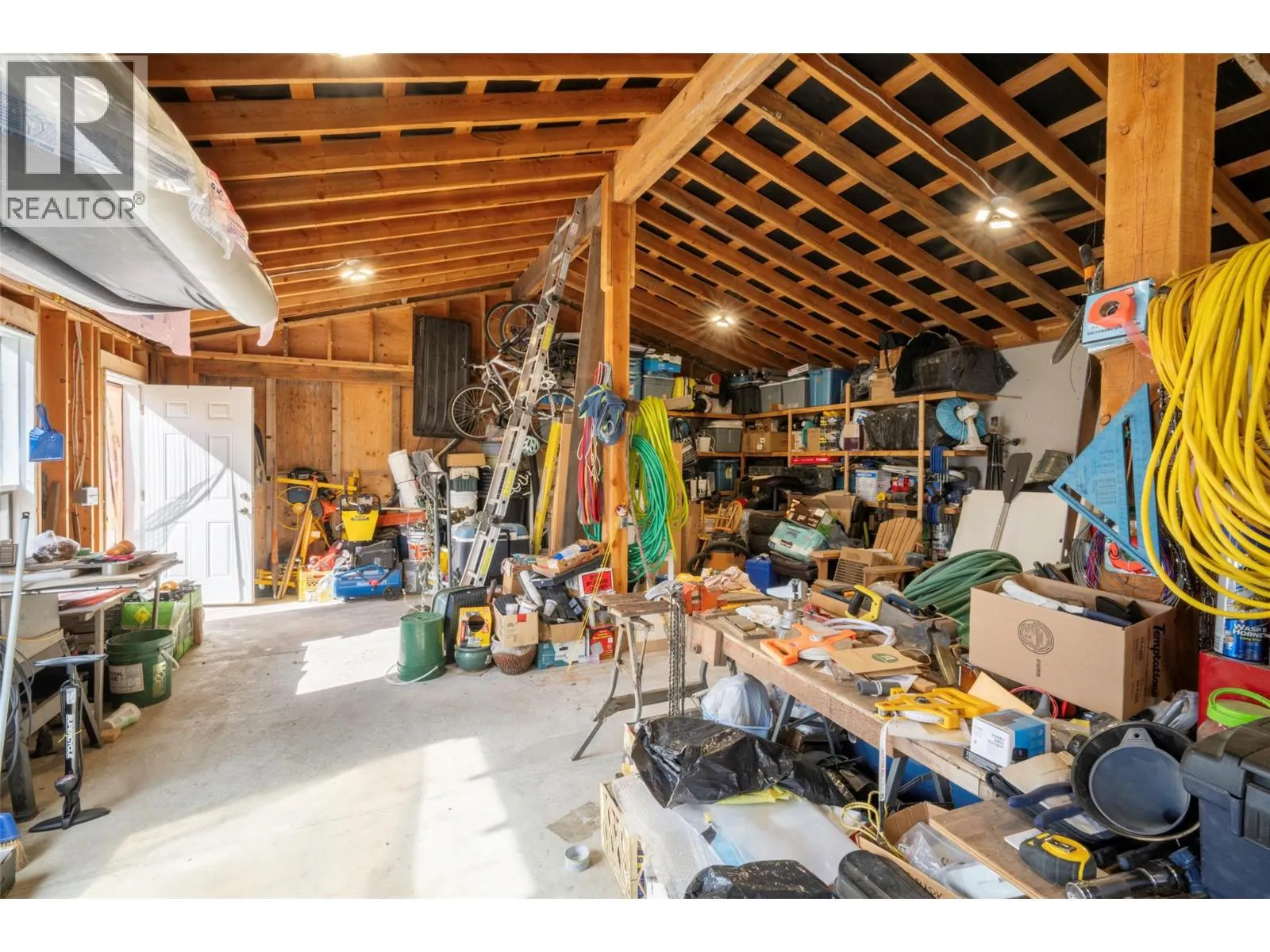 1021 Creighton Valley Road