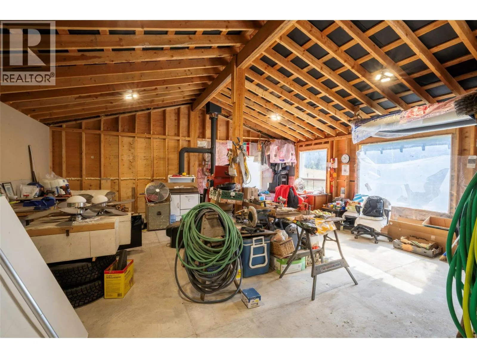 1021 Creighton Valley Road