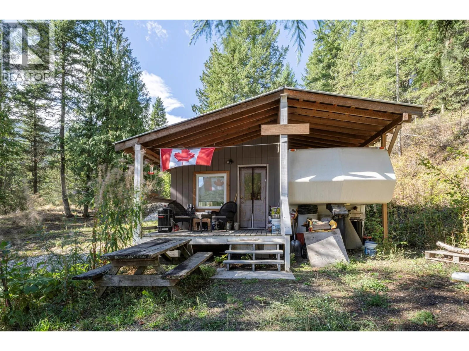 1021 Creighton Valley Road