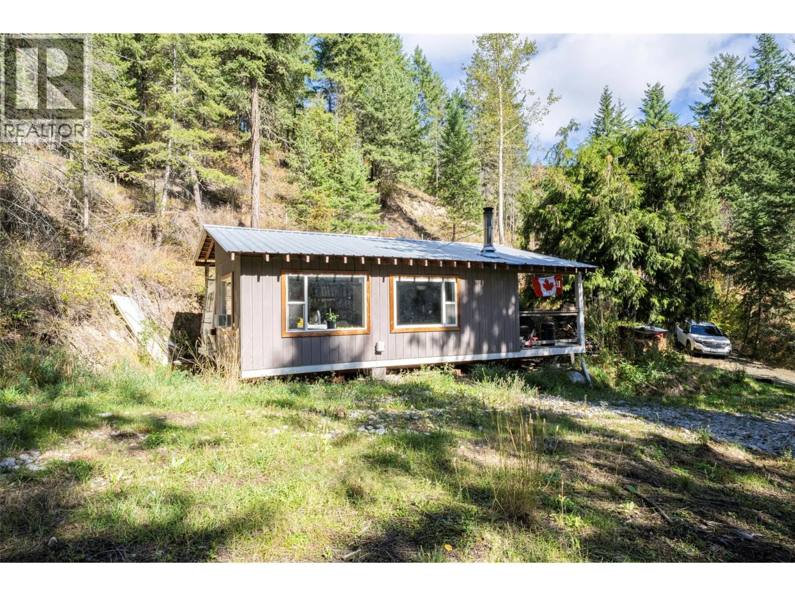 1021 Creighton Valley Road