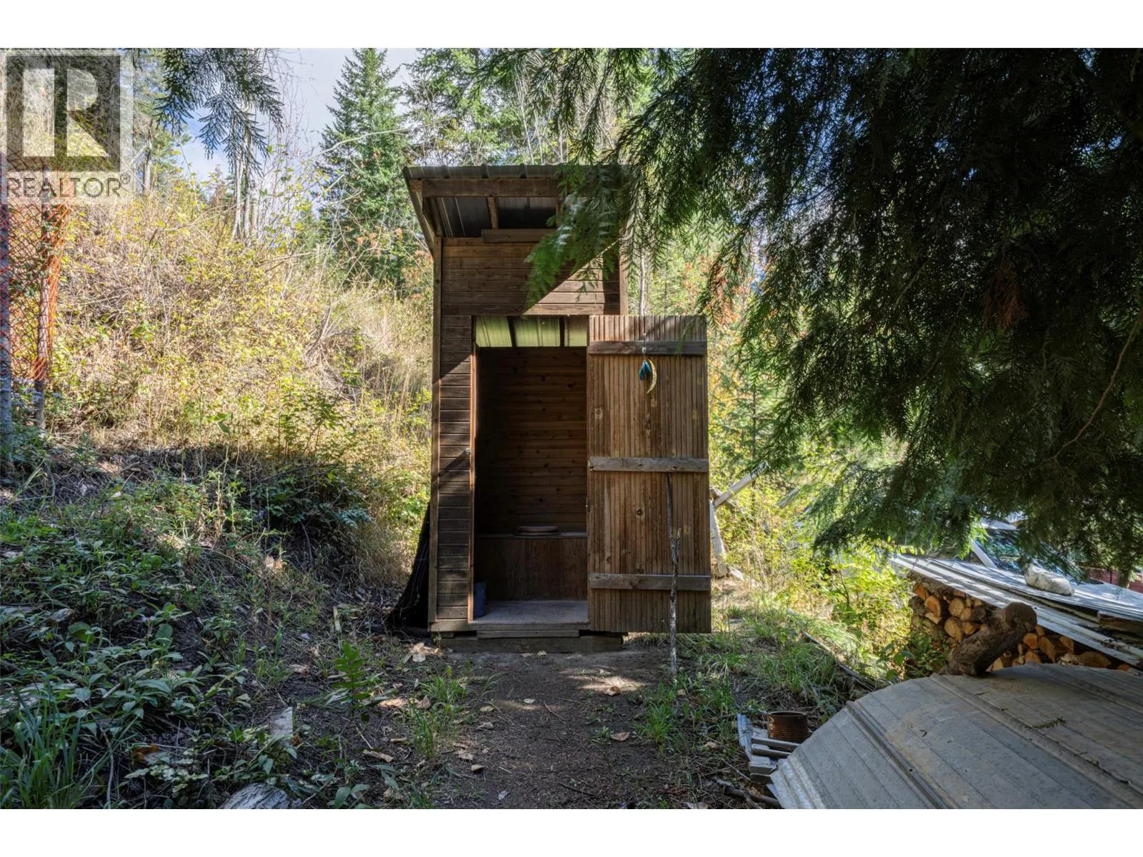 1021 Creighton Valley Road