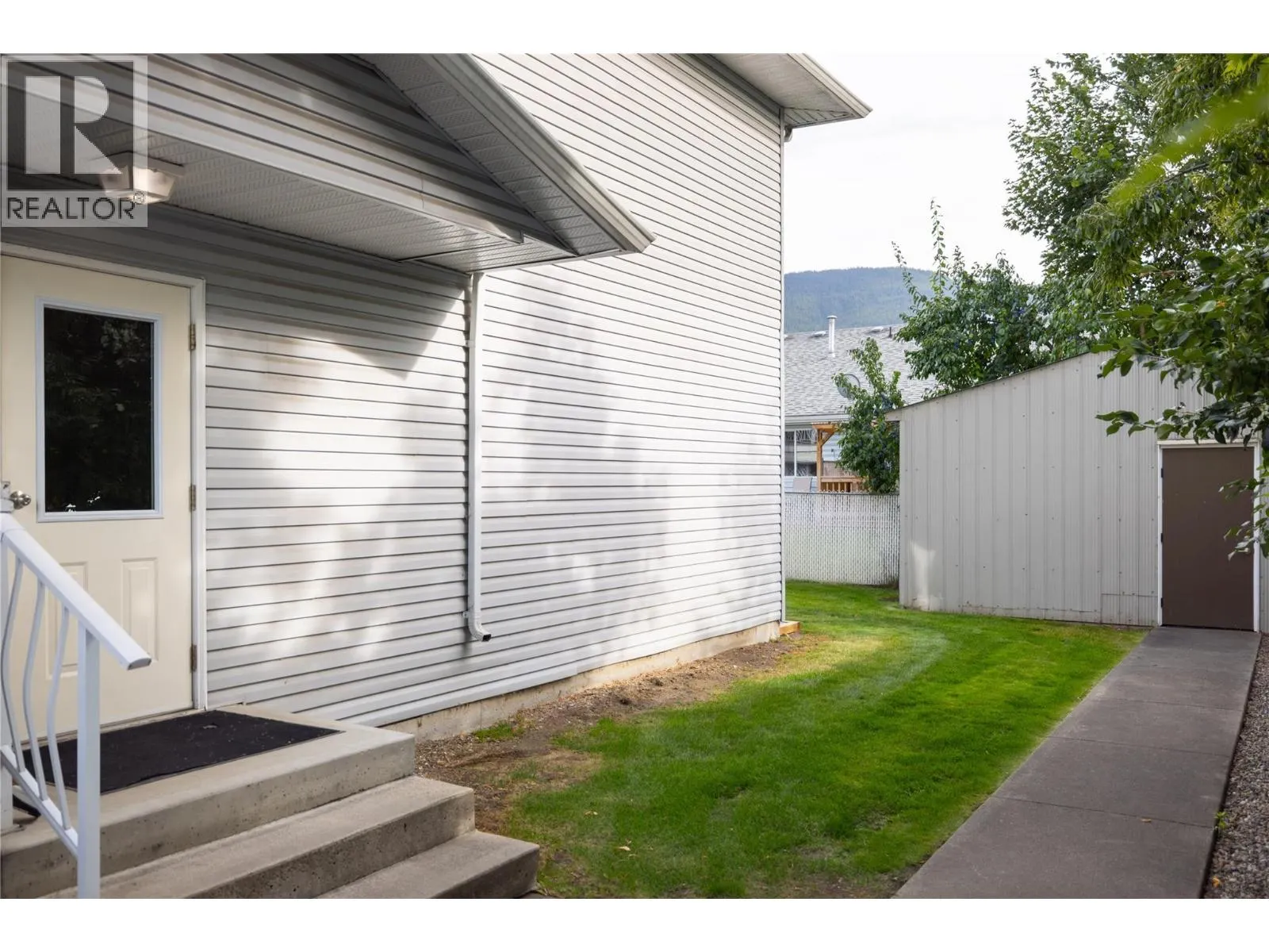 2985 Smith Drive Unit# 207