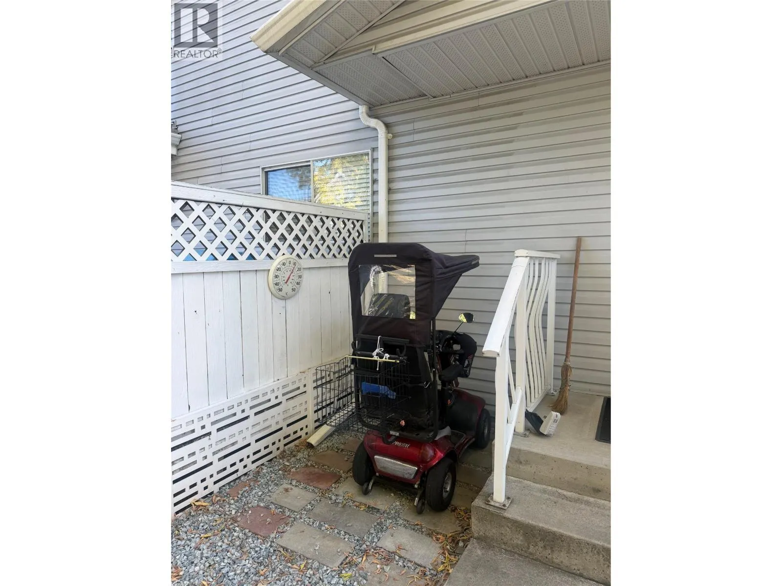 2985 Smith Drive Unit# 207