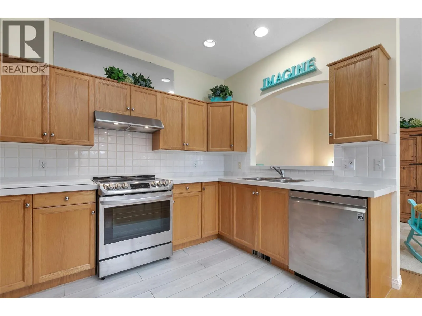 665 Cook Road Unit# 108 Lot# 3
