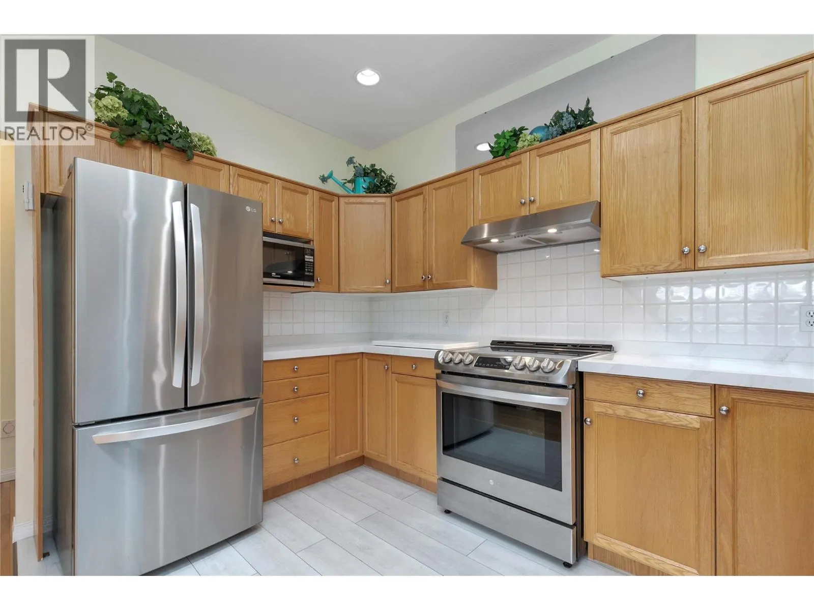 665 Cook Road Unit# 108 Lot# 3