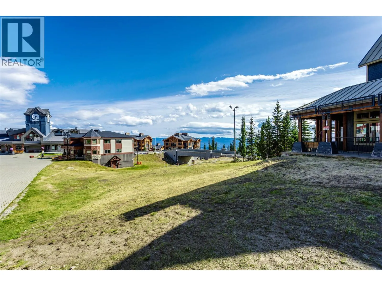 5335 Big White Road Unit# 209