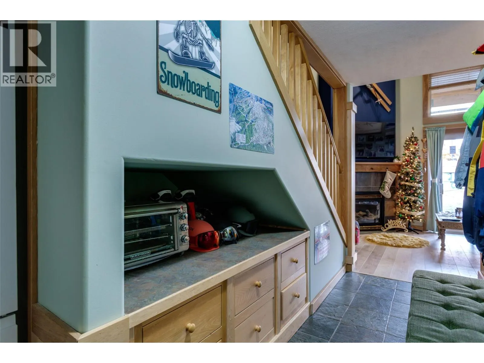 5335 Big White Road Unit# 209