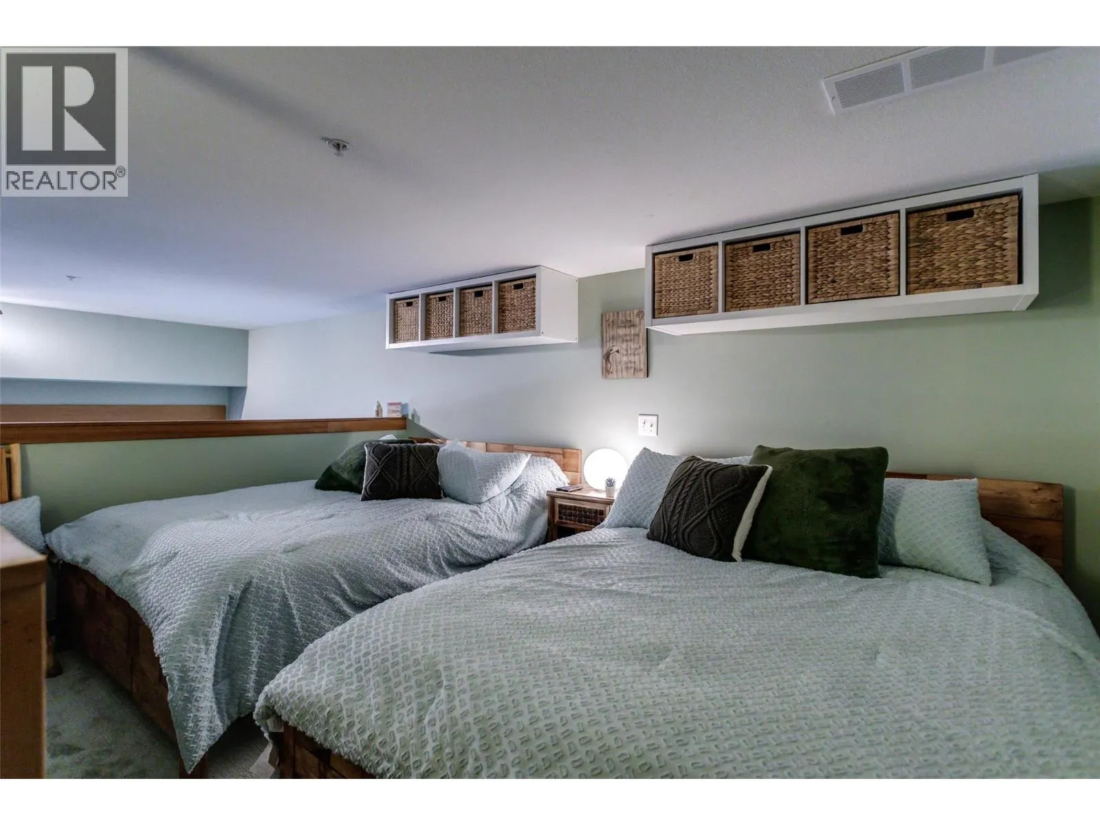 5335 Big White Road Unit# 209