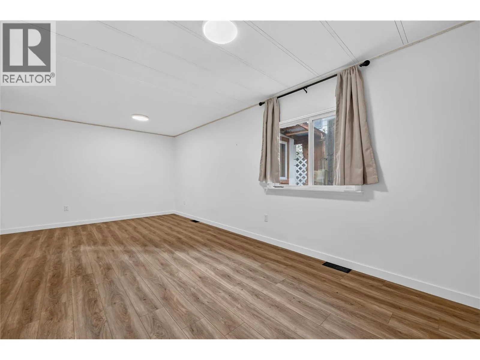 532 Guildford Court