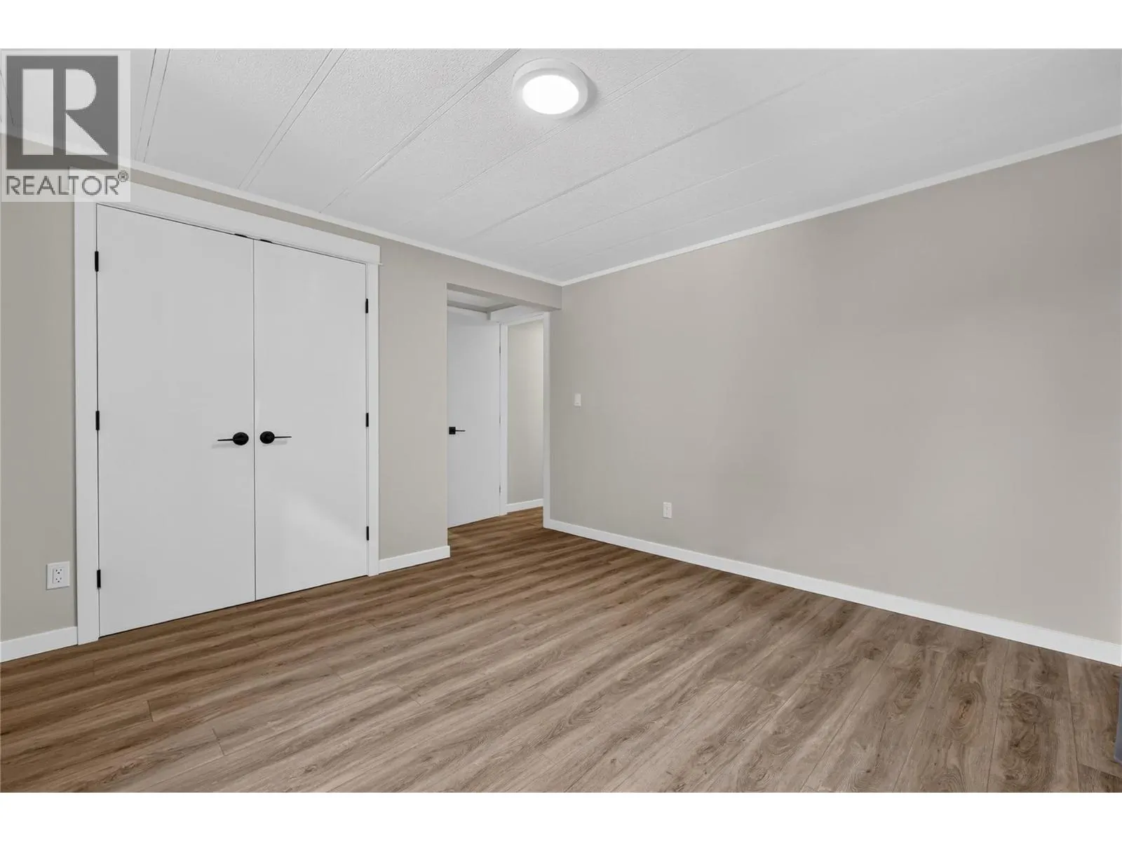 532 Guildford Court