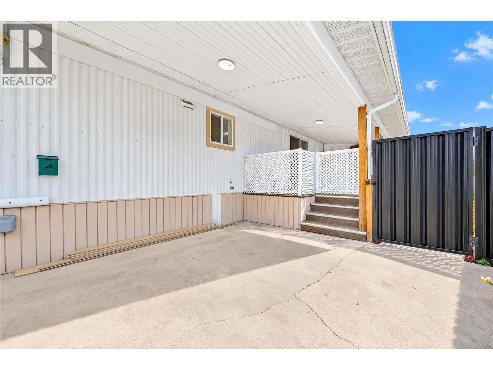 532 Guildford Court