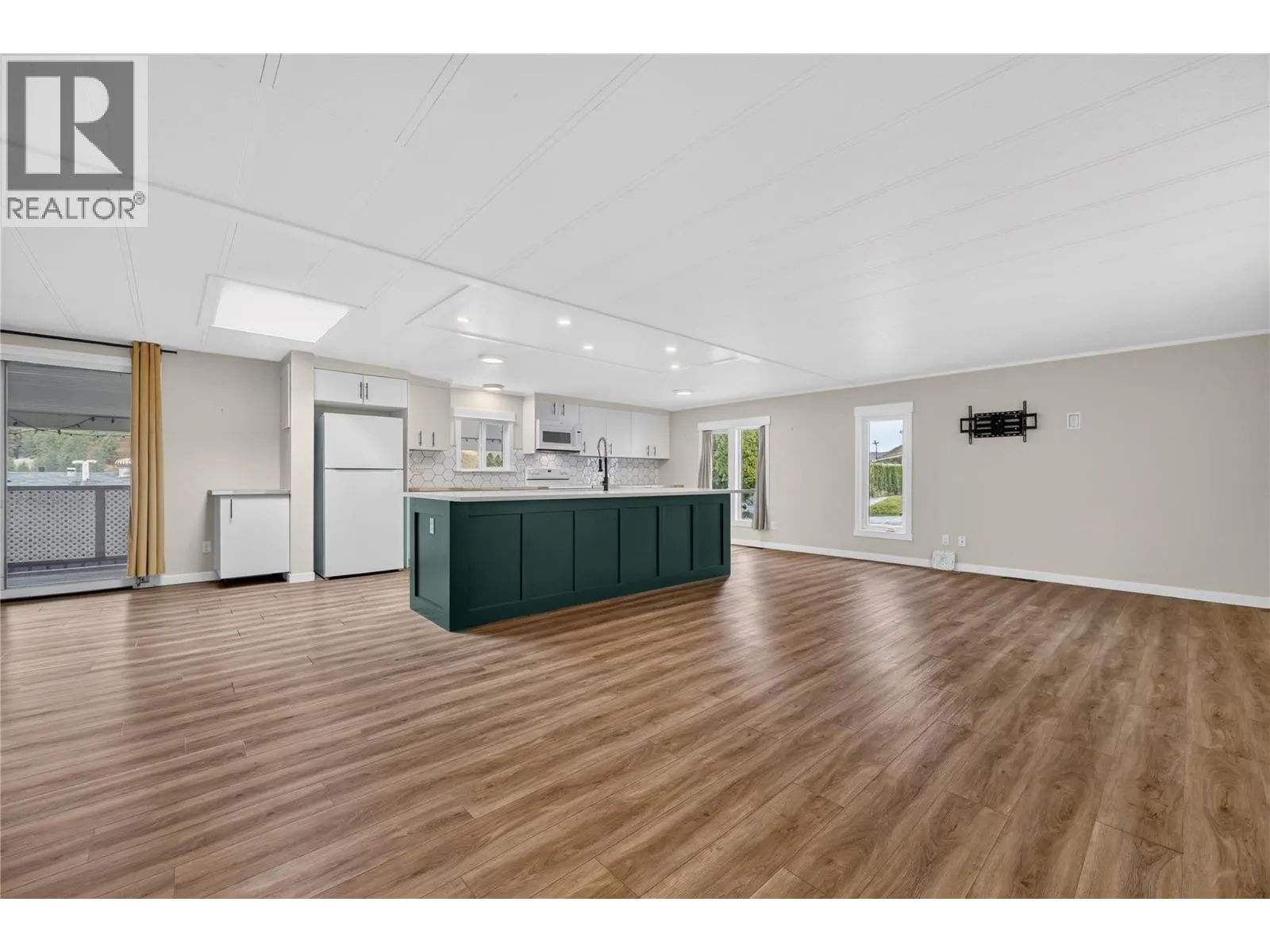 532 Guildford Court