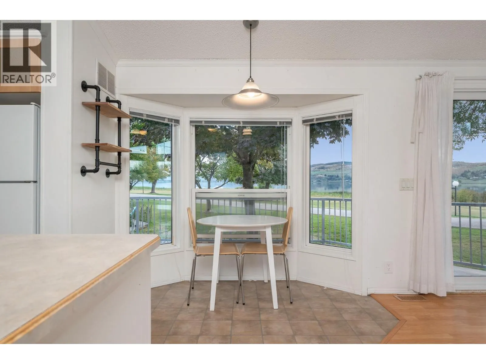 8000 Highland Road Unit# 98