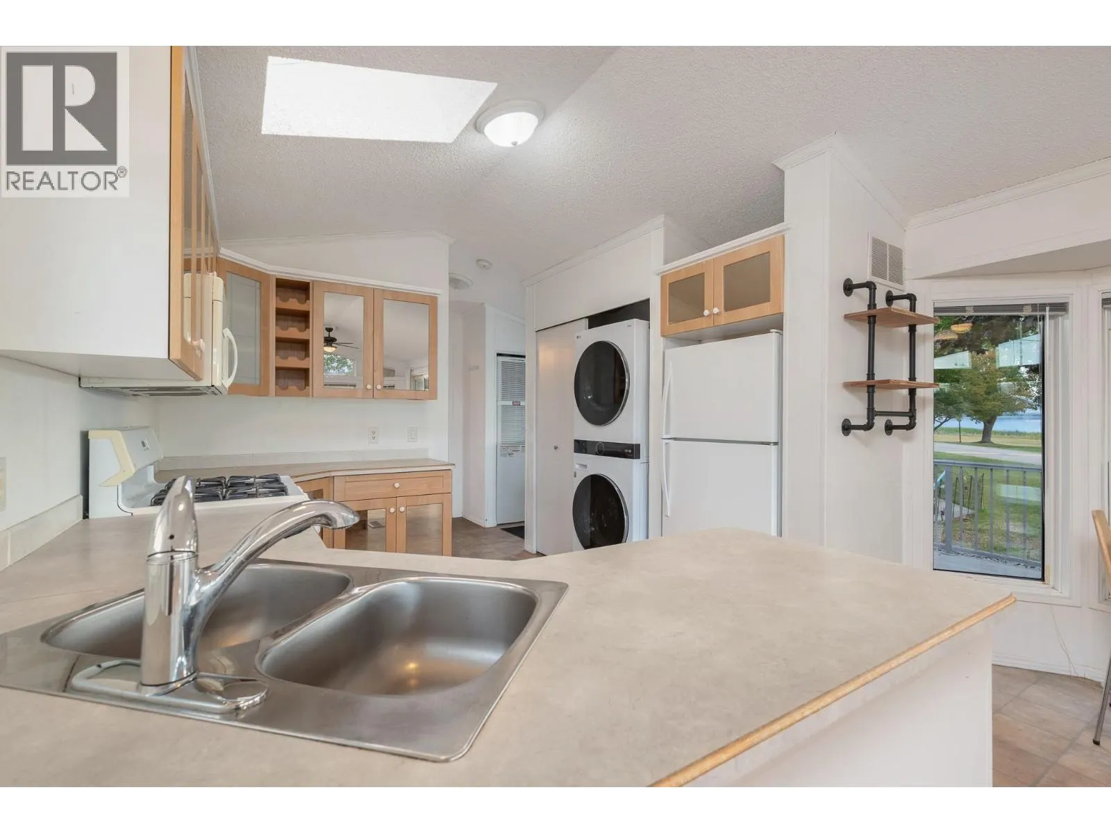 8000 Highland Road Unit# 98
