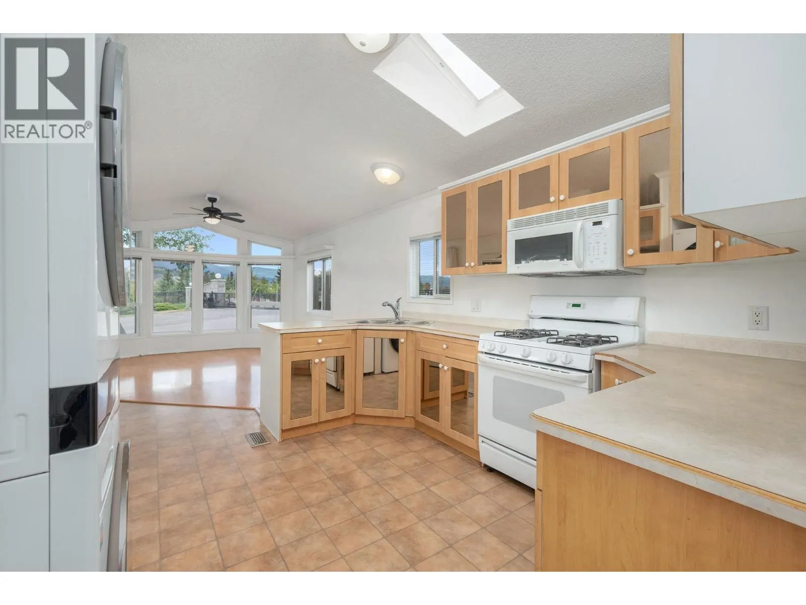 8000 Highland Road Unit# 98