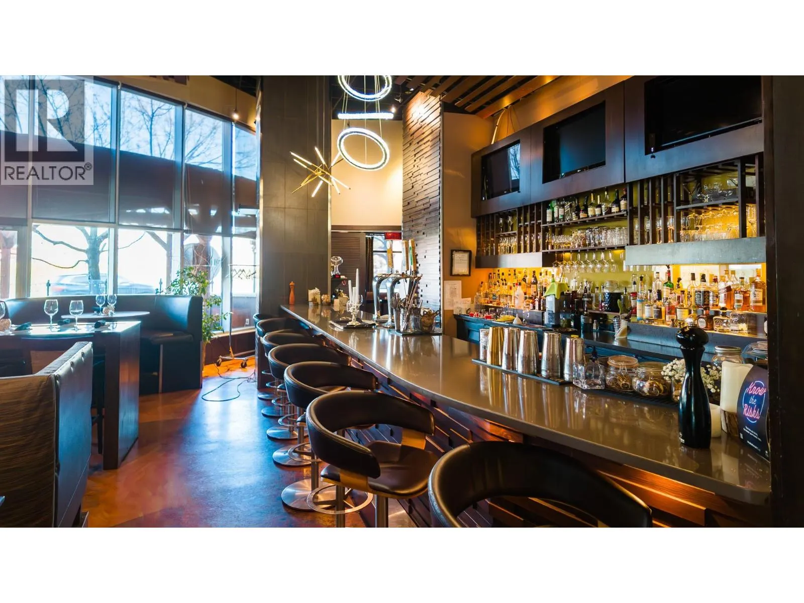 3799 Lakeshore Road