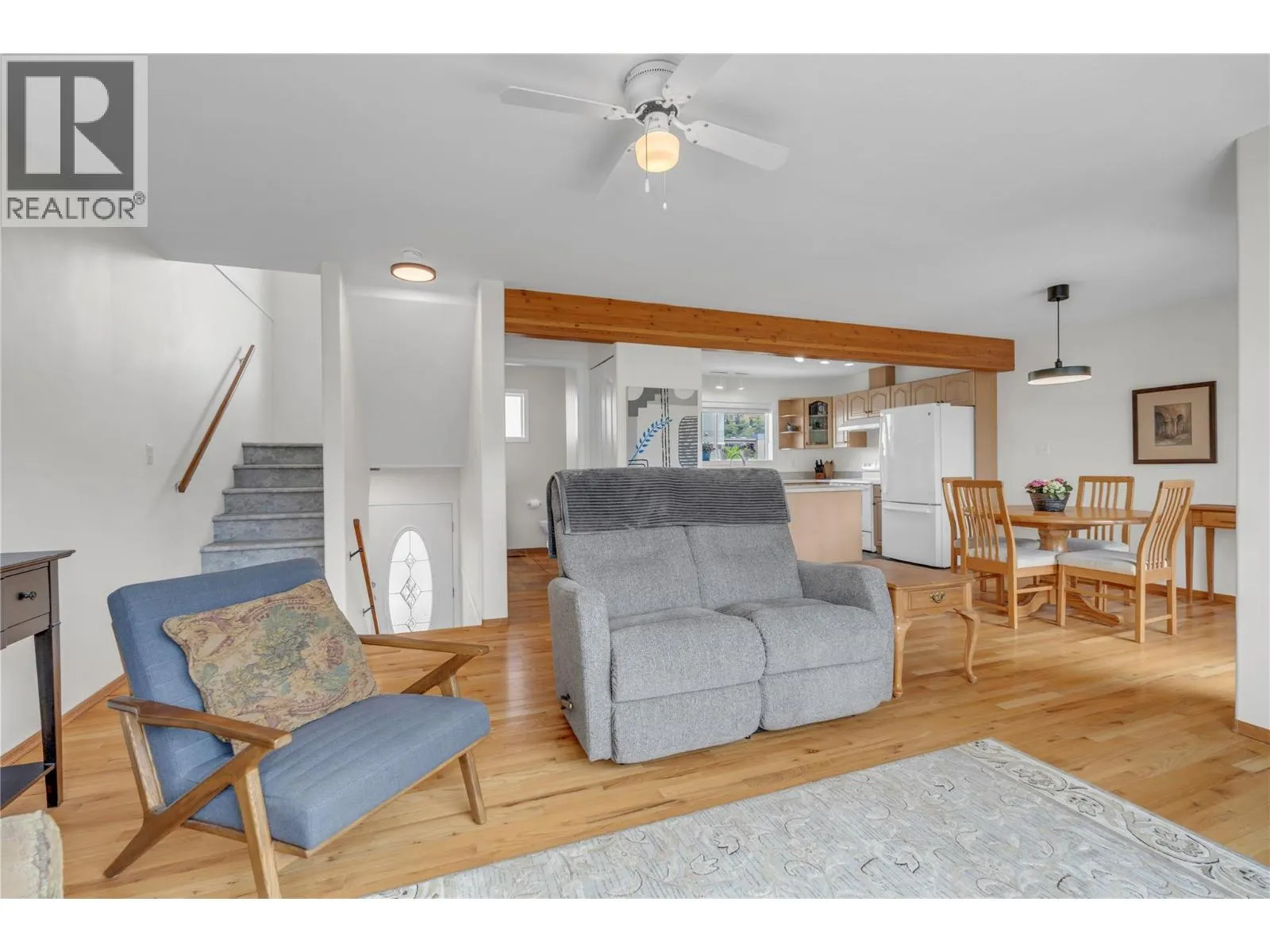 166 Green Avenue W Unit# 103