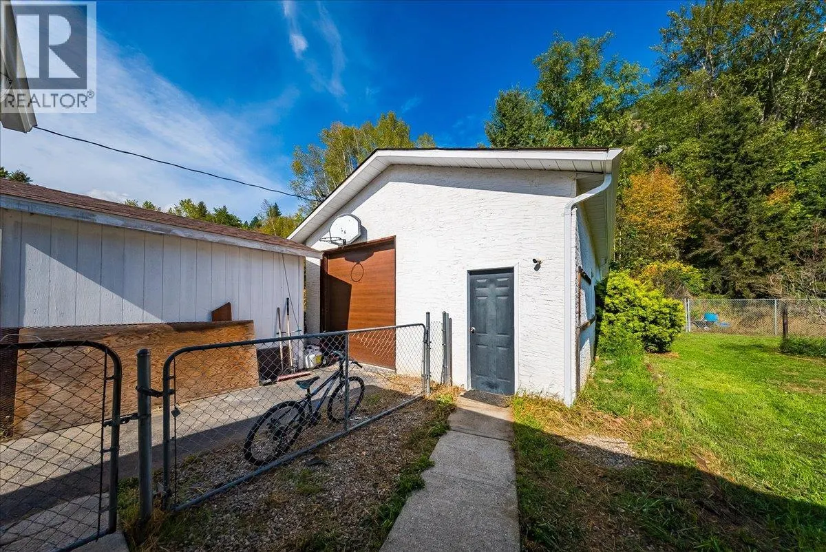 2129 Raspberry Road