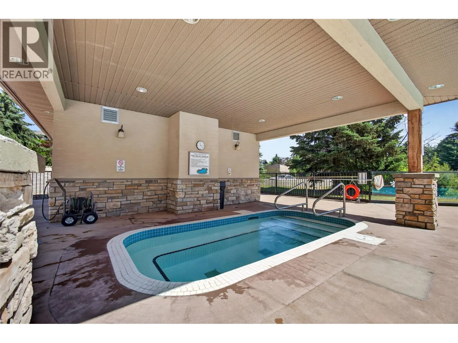 2551 Shoreline Drive Unit# 208