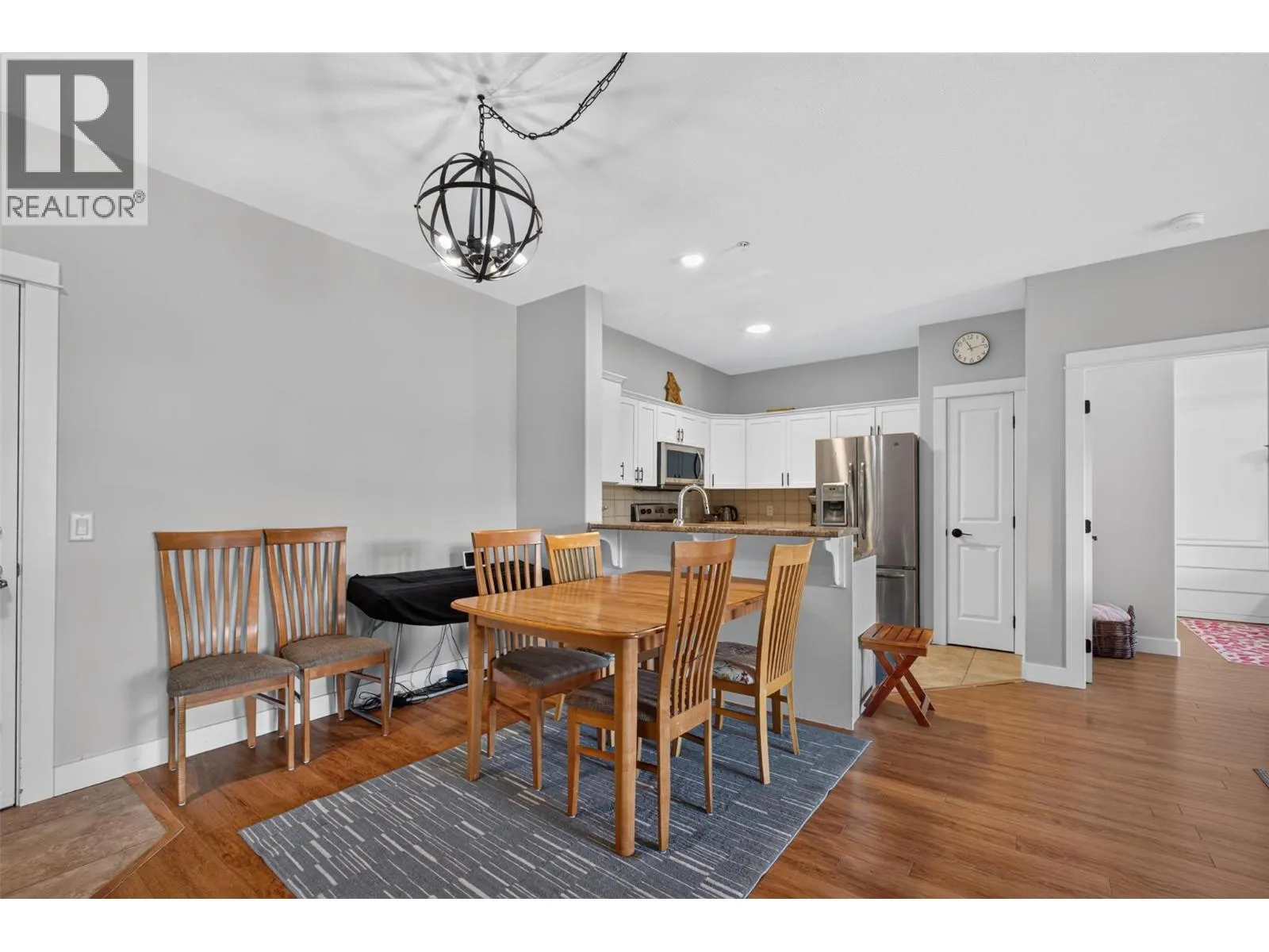 2551 Shoreline Drive Unit# 208