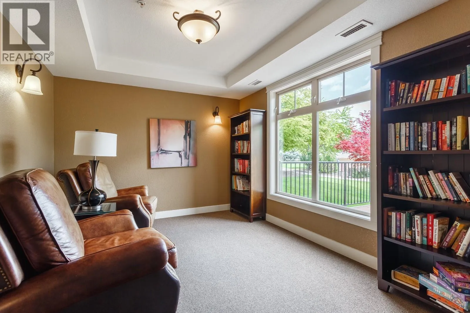 2551 Shoreline Drive Unit# 208