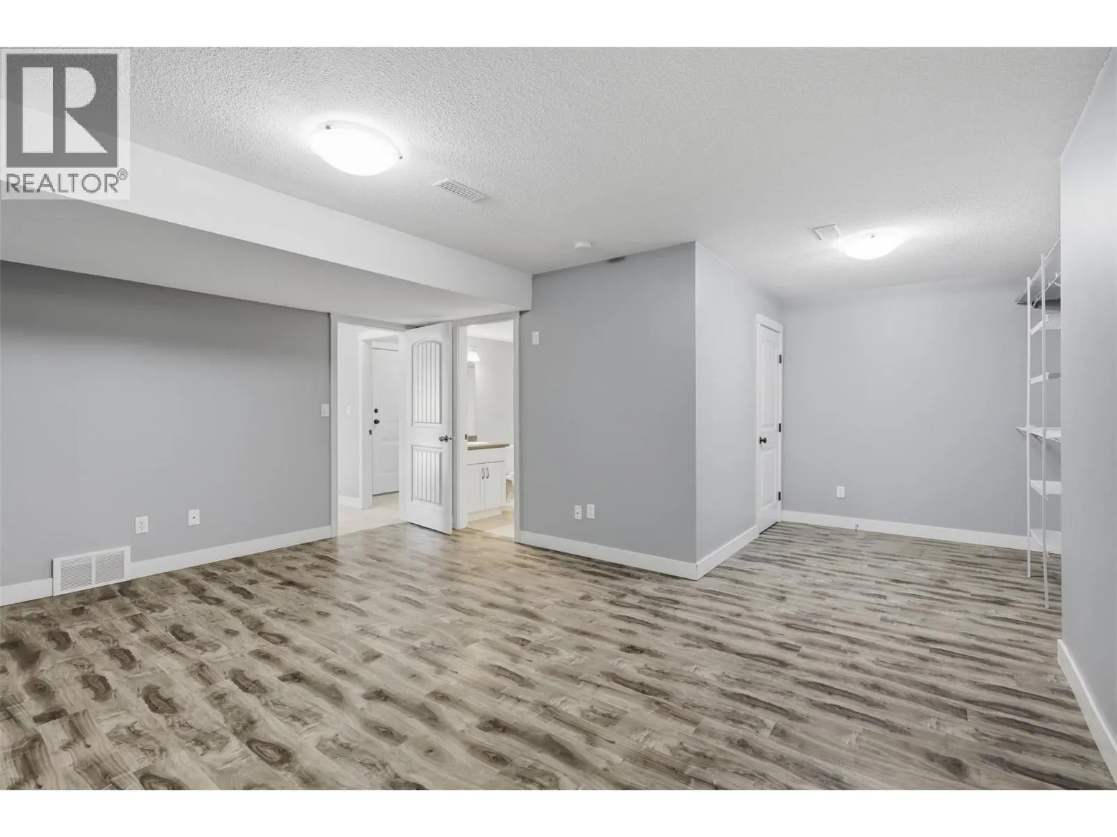 1885 Grasslands Boulevard Unit# 19