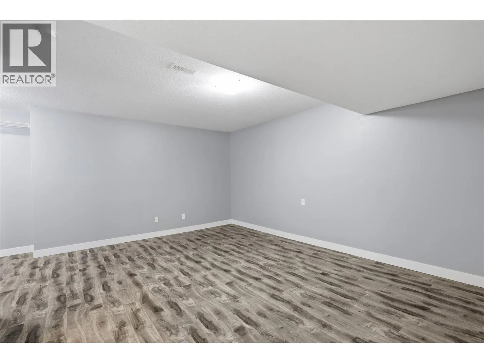 1885 Grasslands Boulevard Unit# 19