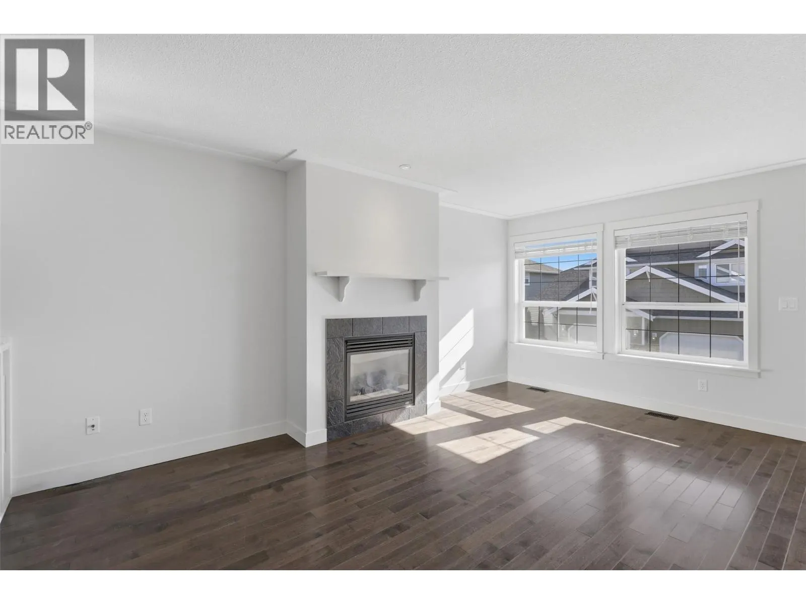 1885 Grasslands Boulevard Unit# 19