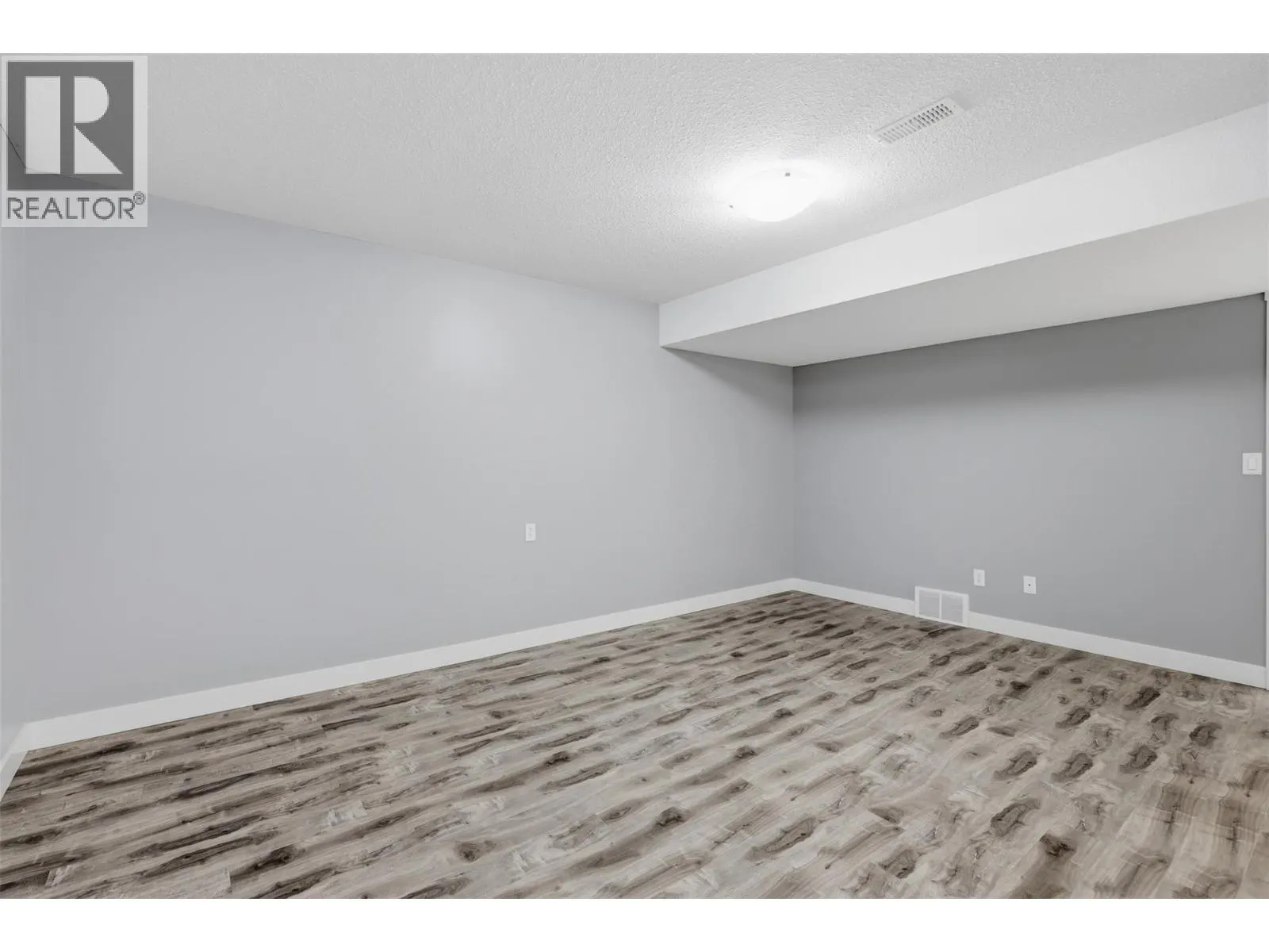 1885 Grasslands Boulevard Unit# 19