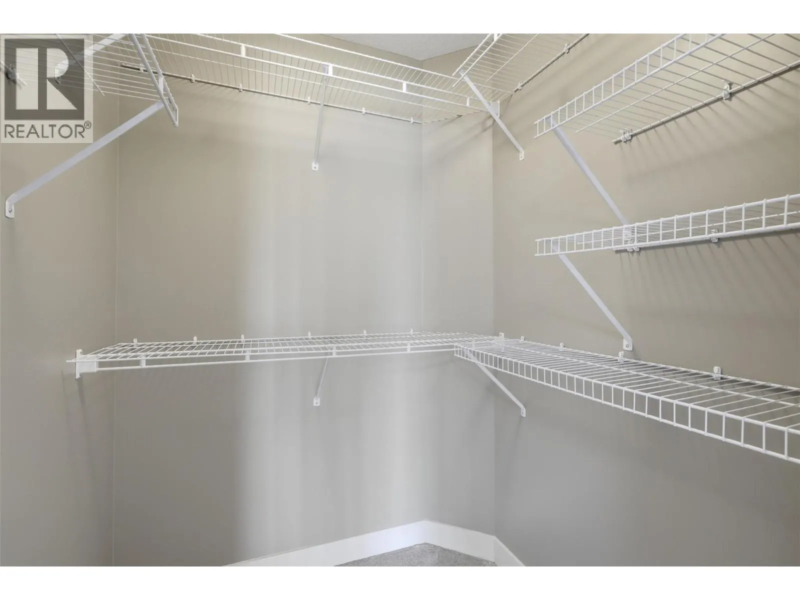 1885 Grasslands Boulevard Unit# 19