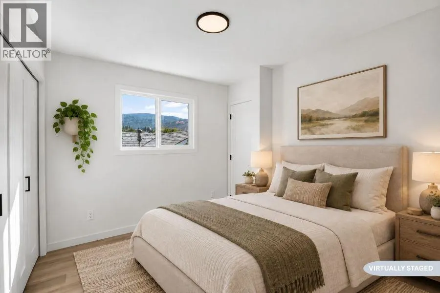 424 Bennett Avenue Unit# 102
