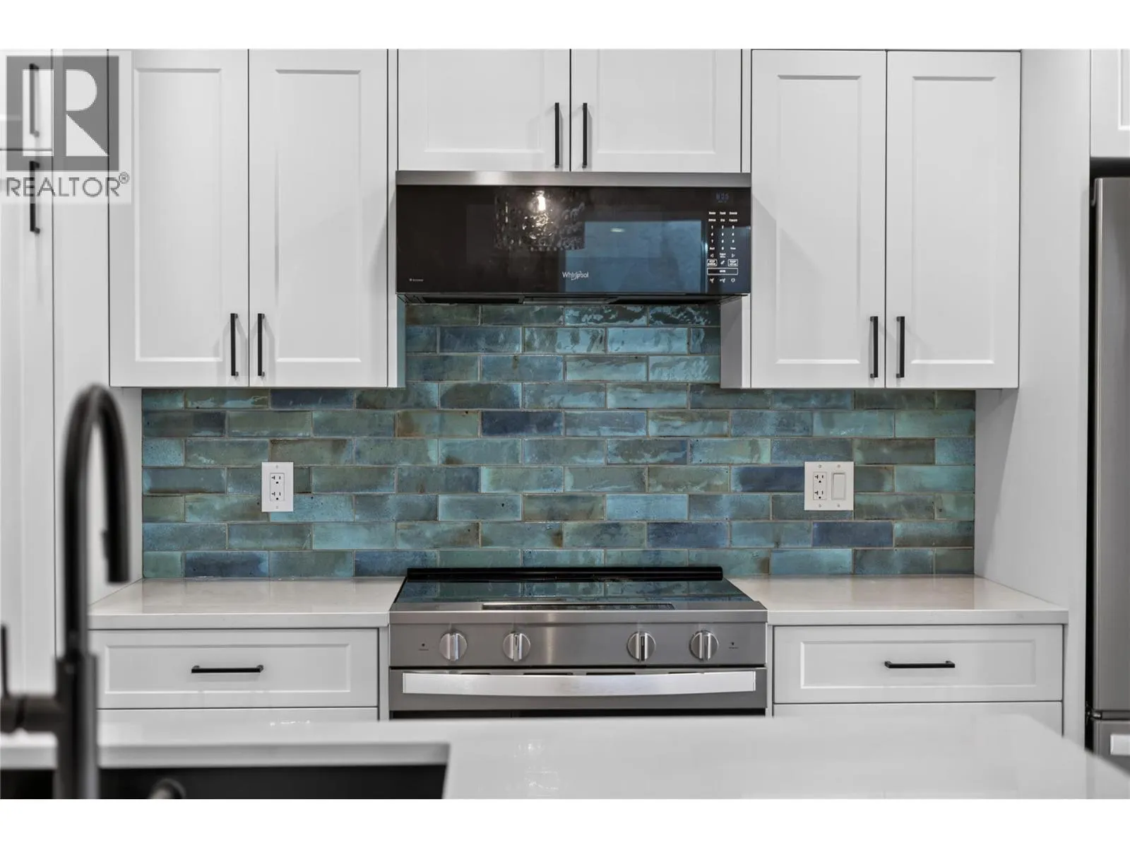 424 Bennett Avenue Unit# 102