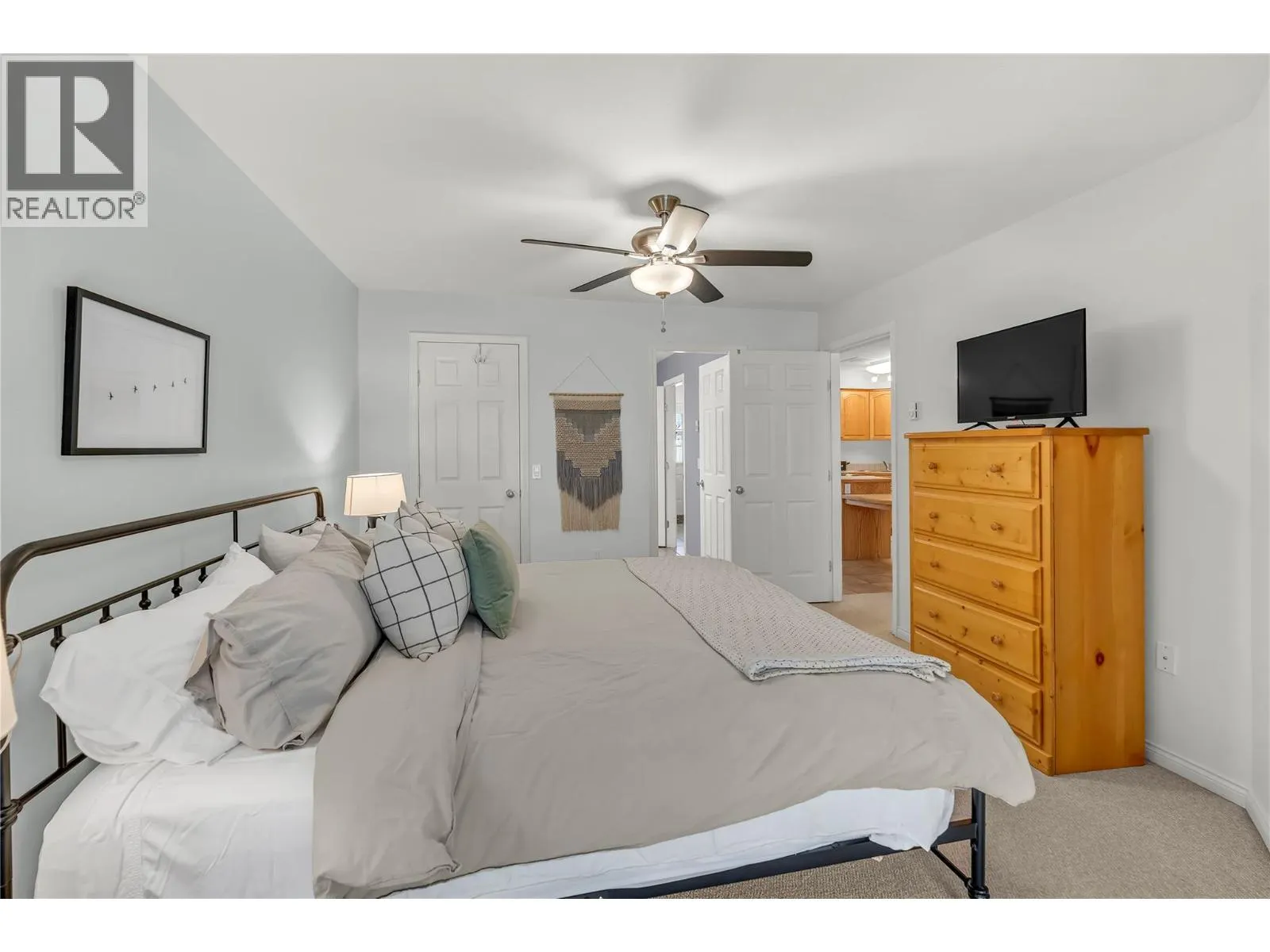 750 Railway Lane Unit# 15
