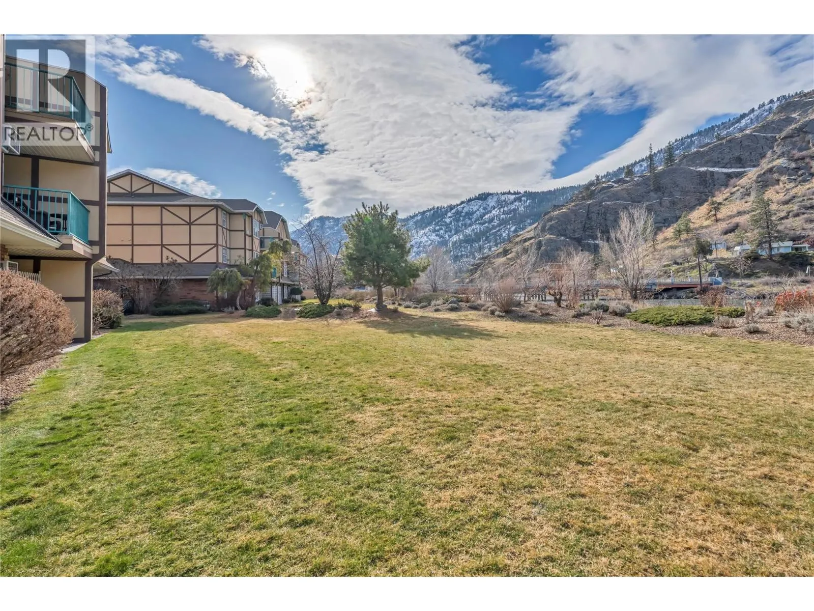 750 Railway Lane Unit# 15