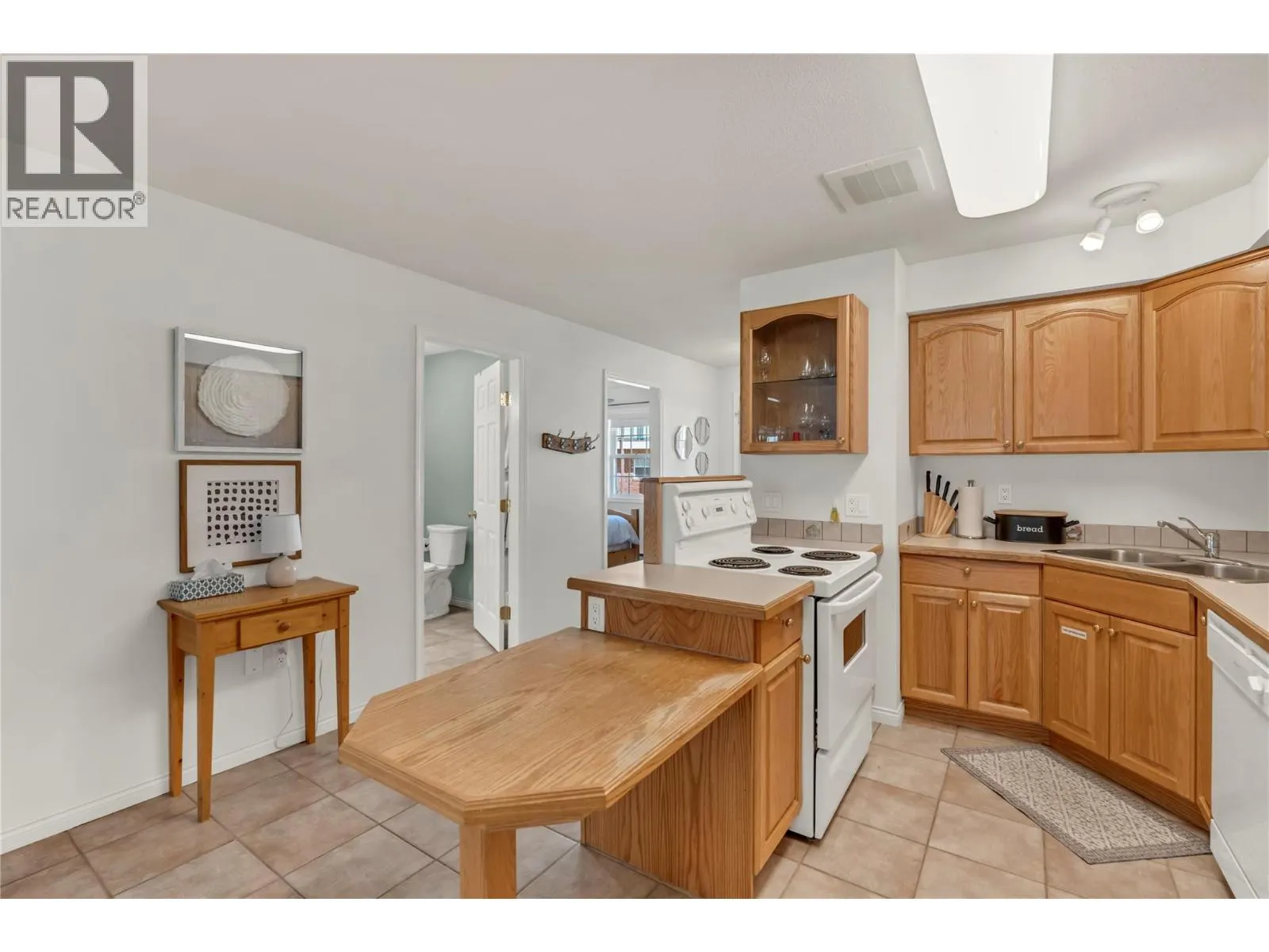 750 Railway Lane Unit# 15