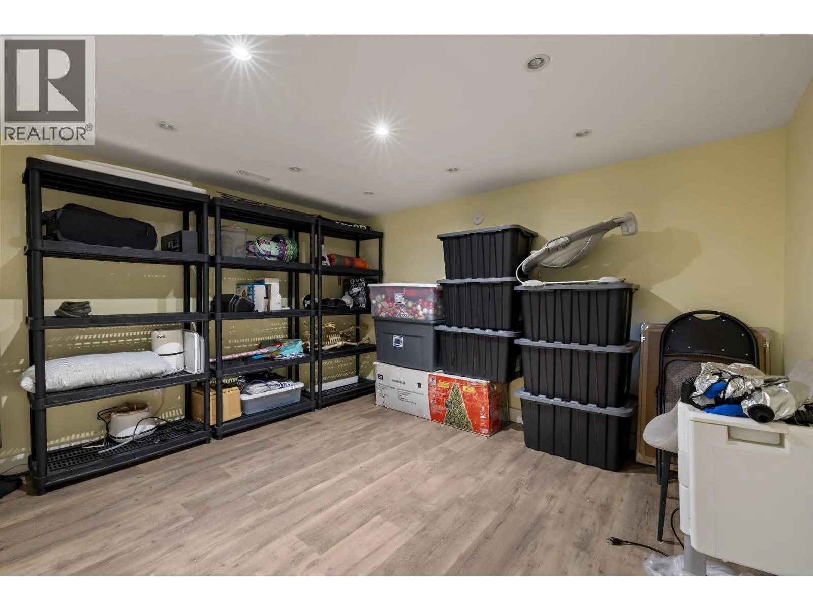 4338 Dunvegan Court