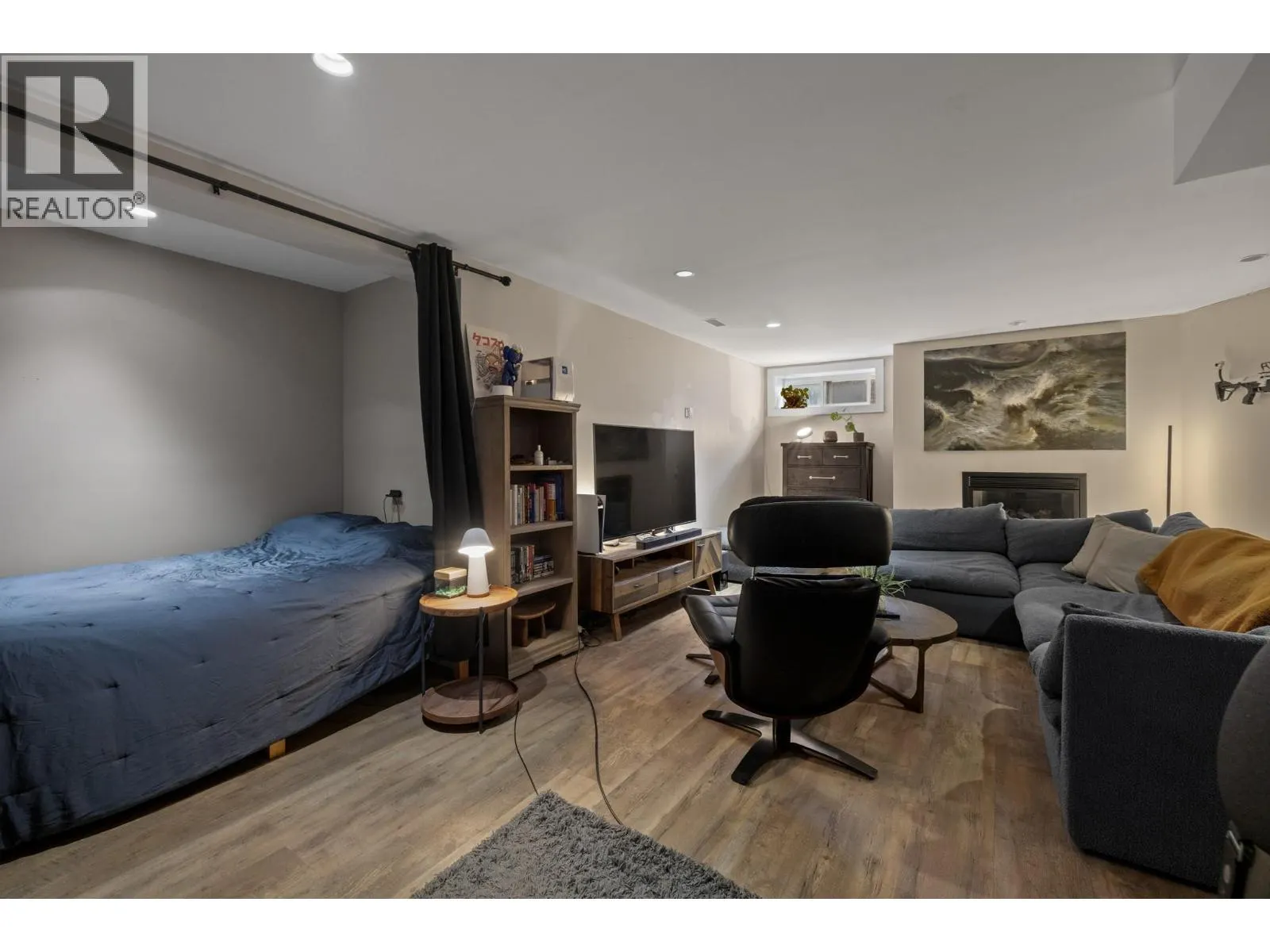 4338 Dunvegan Court