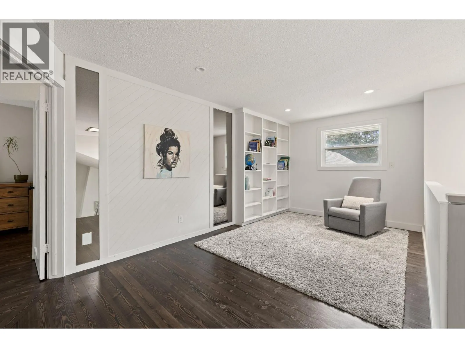 4338 Dunvegan Court
