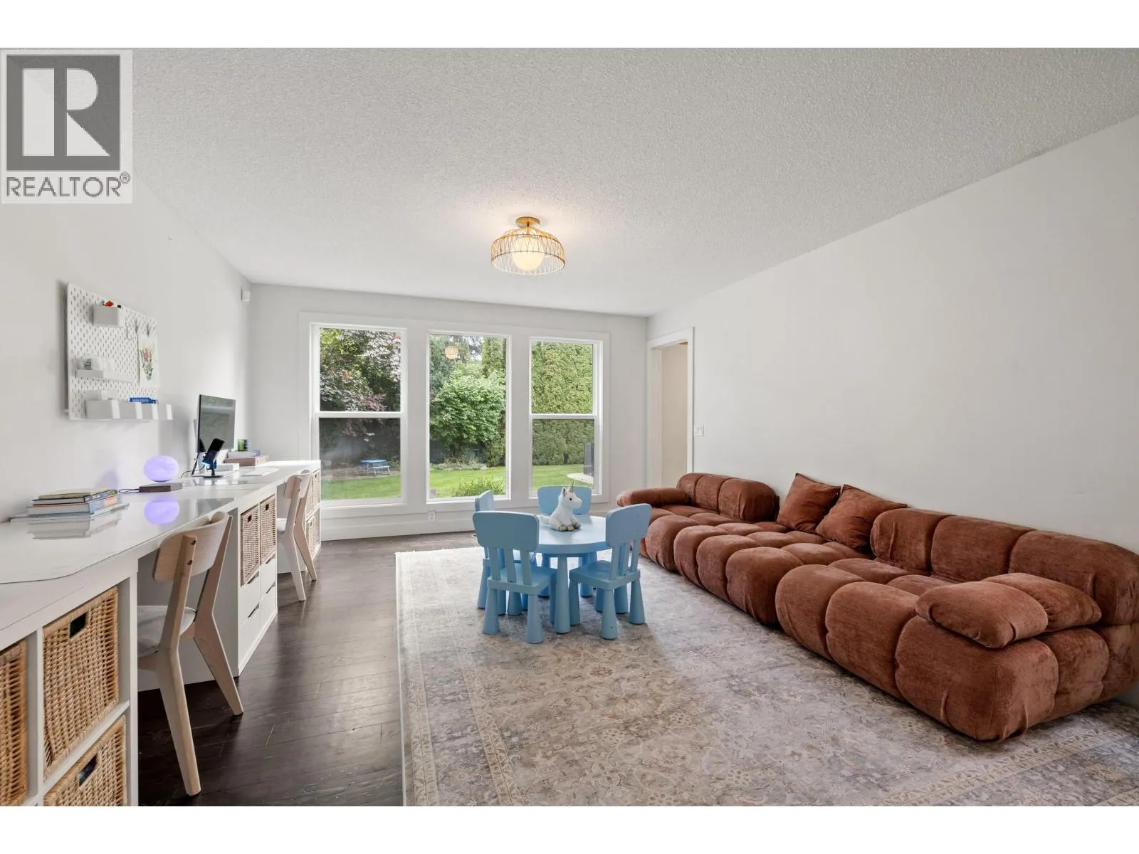 4338 Dunvegan Court