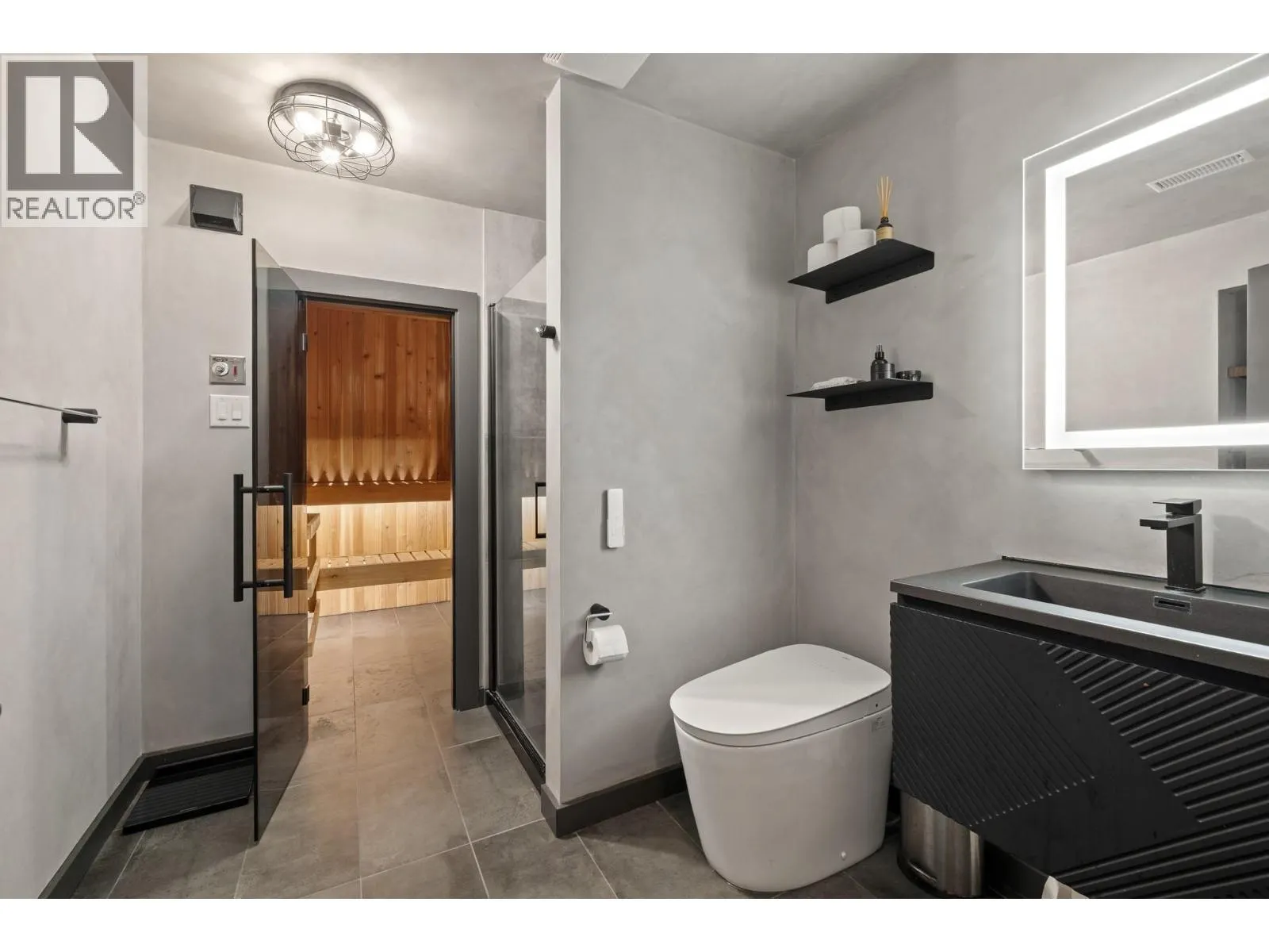 4338 Dunvegan Court
