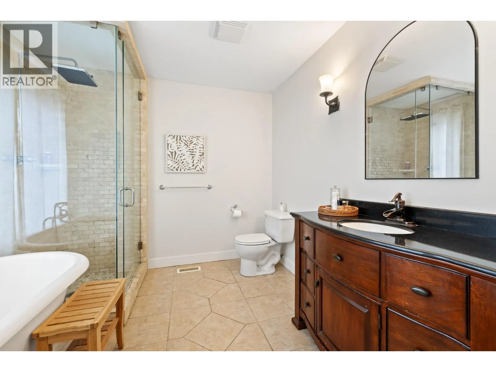 4338 Dunvegan Court