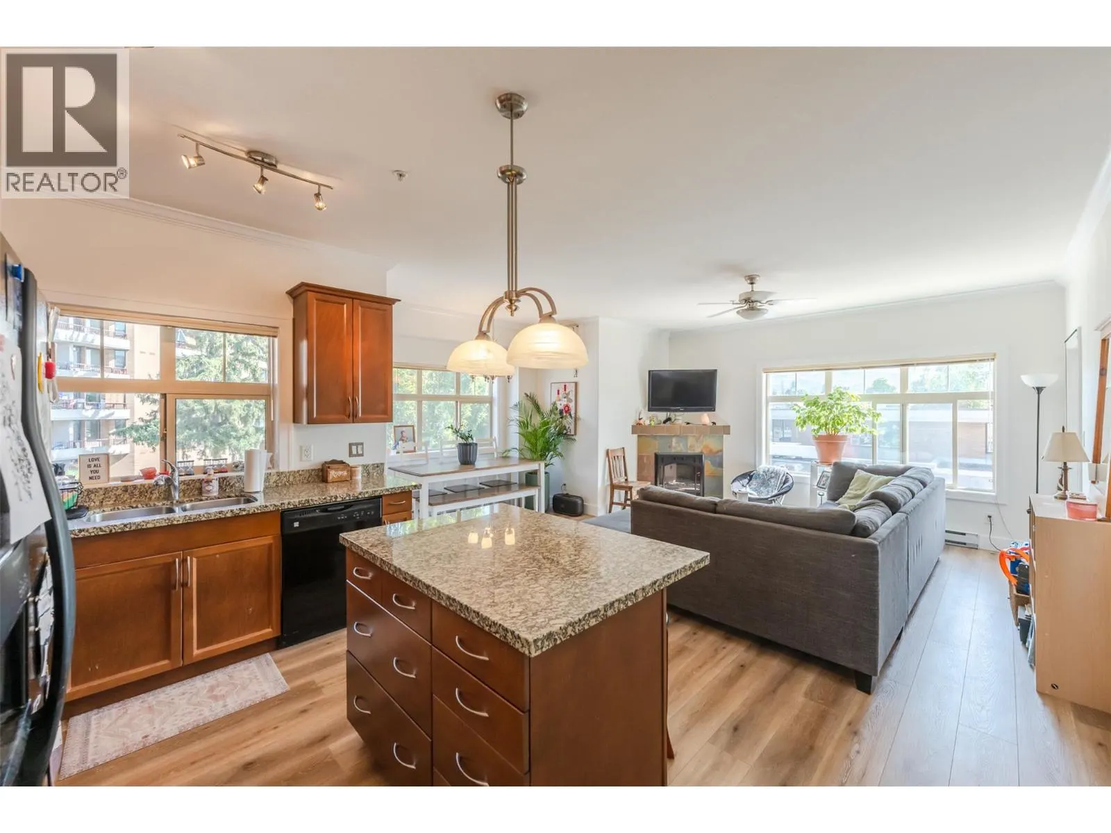 240 Wade Avenue W Unit# 307